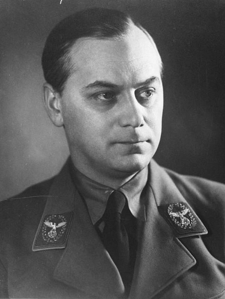 Alfred Rosenberg, 1939 (by Bundesarchiv, Bild 146-1969-067-10, CC BY-SA) Alfred Rosenberg, 1939 (by Bundesarchiv, Bild 146-1969-067-10, CC BY-SA)
